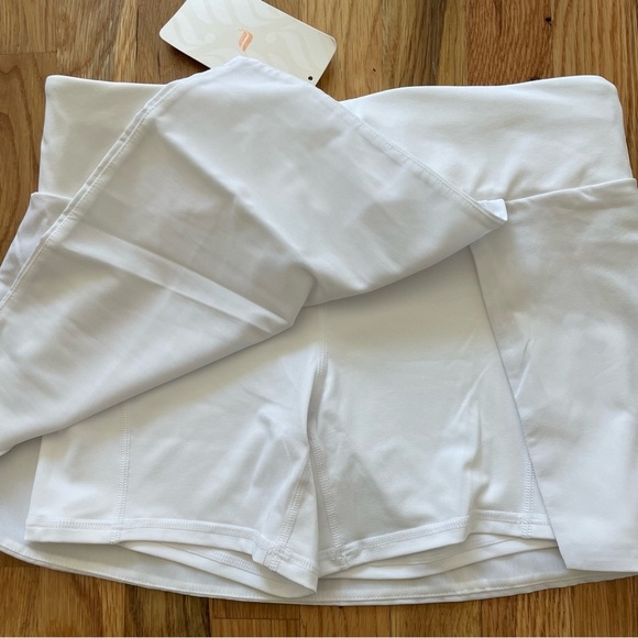 NWT Fabletics Skye Skort Tennis Skirt White Size S - Picture 6 of 8